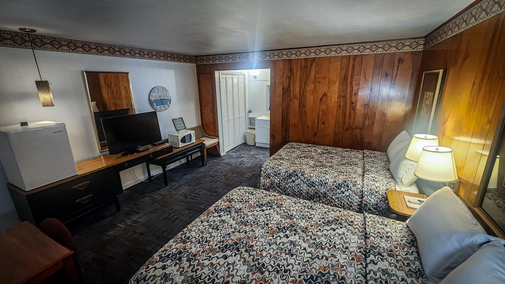 Benton Motel Екстериор снимка