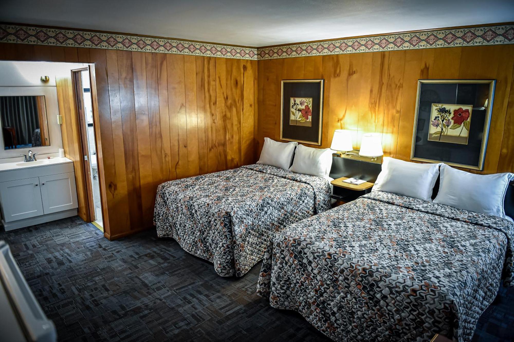 Benton Motel Екстериор снимка
