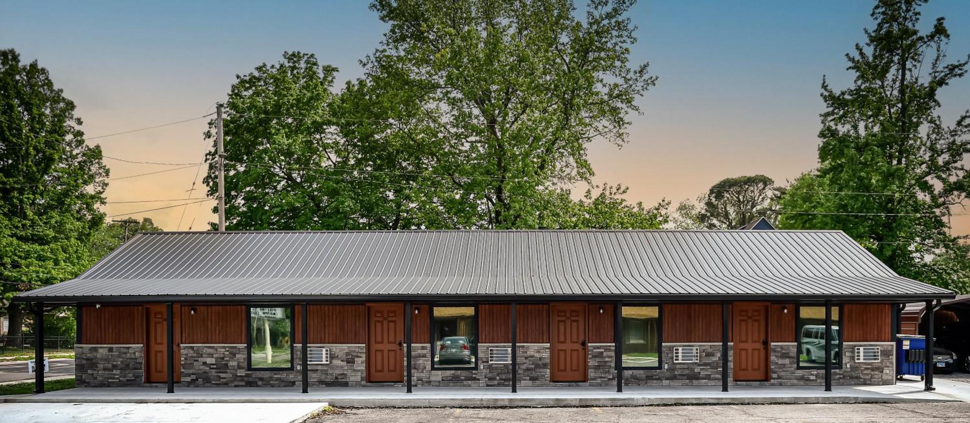 Benton Motel Екстериор снимка